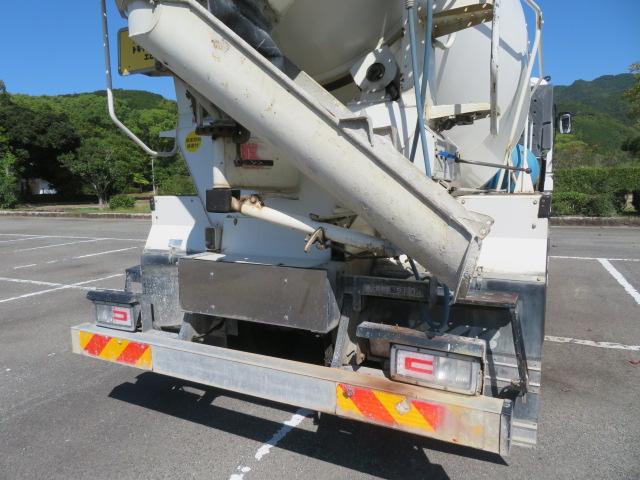 ギガ 9.78t コンクリートミキサー カヤバ・混合容量4.4立米・ドラム容量8.7立米・ホッパー開閉装置・リア2軸2デフ・330馬力ターボ(36枚目)
