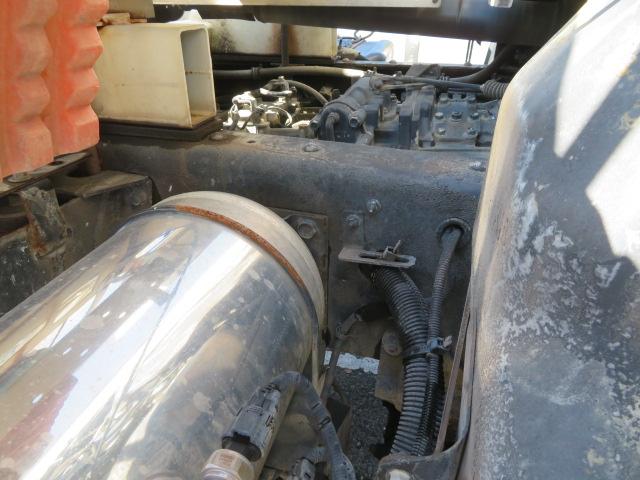 ギガ 9.78t コンクリートミキサー カヤバ・混合容量4.4立米・ドラム容量8.7立米・ホッパー開閉装置・リア2軸2デフ・330馬力ターボ(56枚目)