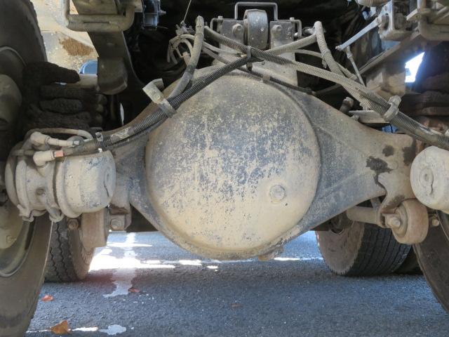 ギガ 9.78t コンクリートミキサー カヤバ・混合容量4.4立米・ドラム容量8.7立米・ホッパー開閉装置・リア2軸2デフ・330馬力ターボ(60枚目)