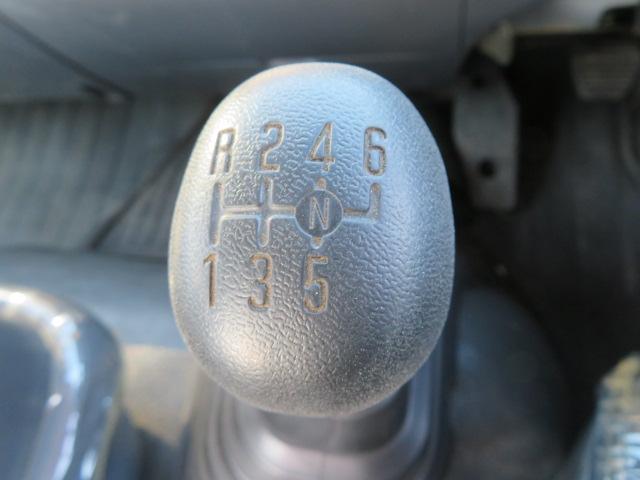 フォワード 2.4t 4段ラジコンフックイン 内寸-長541/幅216/高40・ユニック・床板・2.93t吊り・ML(モーメントリミッター)警報型・アオリ3方開・ロープ穴3対・セイコーラック付・190馬力ターボ(19枚目)