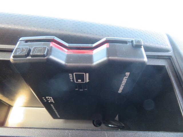 フォワード 2.4t 4段ラジコンフックイン 内寸-長541/幅216/高40・ユニック・床板・2.93t吊り・ML(モーメントリミッター)警報型・アオリ3方開・ロープ穴3対・セイコーラック付・190馬力ターボ(22枚目)