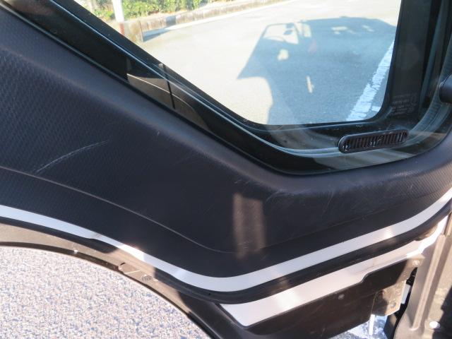 フォワード 2.4t 4段ラジコンフックイン 内寸-長541/幅216/高40・ユニック・床板・2.93t吊り・ML(モーメントリミッター)警報型・アオリ3方開・ロープ穴3対・セイコーラック付・190馬力ターボ(24枚目)