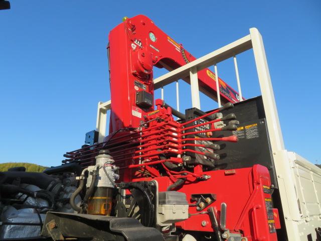 フォワード 2.4t 4段ラジコンフックイン 内寸-長541/幅216/高40・ユニック・床板・2.93t吊り・ML(モーメントリミッター)警報型・アオリ3方開・ロープ穴3対・セイコーラック付・190馬力ターボ(37枚目)