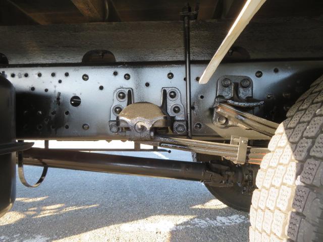 フォワード 2.4t 4段ラジコンフックイン 内寸-長541/幅216/高40・ユニック・床板・2.93t吊り・ML(モーメントリミッター)警報型・アオリ3方開・ロープ穴3対・セイコーラック付・190馬力ターボ(57枚目)