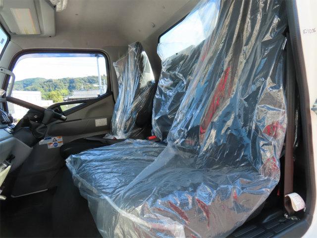 キャンター 3t ワイドロング 6段ラジコンフックイン 内寸-長370/幅207/高37・タダノ・床板・2.93t吊り・ML(モーメントリミッター)警報型・差違いジャッキ・リアジャッキ・アオリ3方開・セイコーラック付・150馬力ターボ(12枚目)