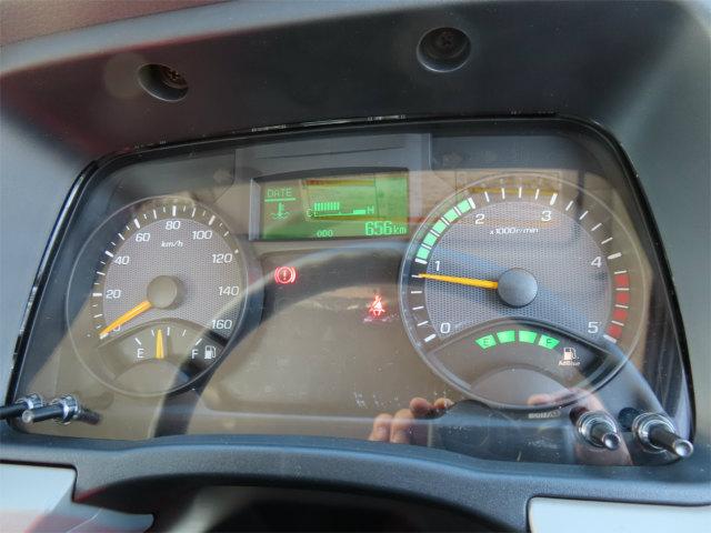 キャンター 3t ワイドロング 6段ラジコンフックイン 内寸-長370/幅207/高37・タダノ・床板・2.93t吊り・ML(モーメントリミッター)警報型・差違いジャッキ・リアジャッキ・アオリ3方開・セイコーラック付・150馬力ターボ(13枚目)