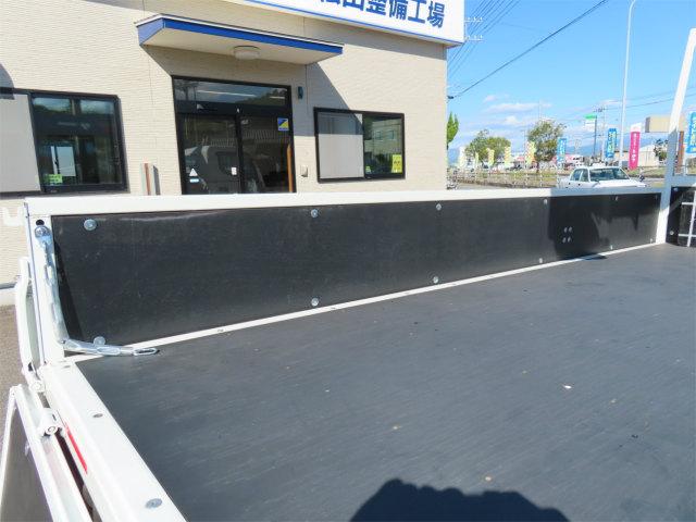 キャンター 3t ワイドロング 6段ラジコンフックイン 内寸-長370/幅207/高37・タダノ・床板・2.93t吊り・ML(モーメントリミッター)警報型・差違いジャッキ・リアジャッキ・アオリ3方開・セイコーラック付・150馬力ターボ(29枚目)