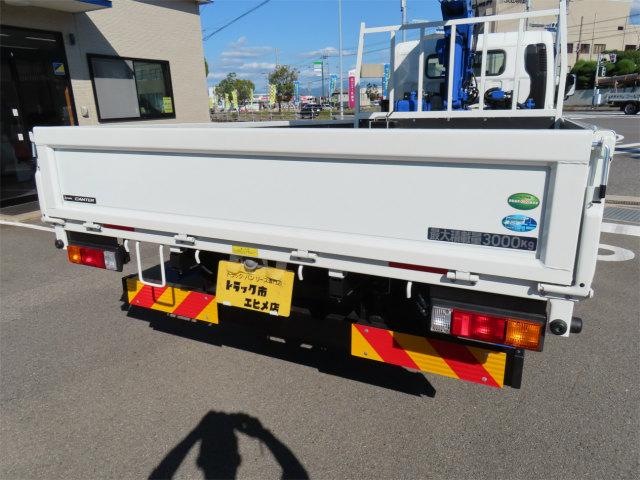 キャンター 3t ワイドロング 6段ラジコンフックイン 内寸-長370/幅207/高37・タダノ・床板・2.93t吊り・ML(モーメントリミッター)警報型・差違いジャッキ・リアジャッキ・アオリ3方開・セイコーラック付・150馬力ターボ(34枚目)