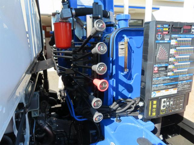 キャンター 3t ワイドロング 6段ラジコンフックイン 内寸-長370/幅207/高37・タダノ・床板・2.93t吊り・ML(モーメントリミッター)警報型・差違いジャッキ・リアジャッキ・アオリ3方開・セイコーラック付・150馬力ターボ(42枚目)