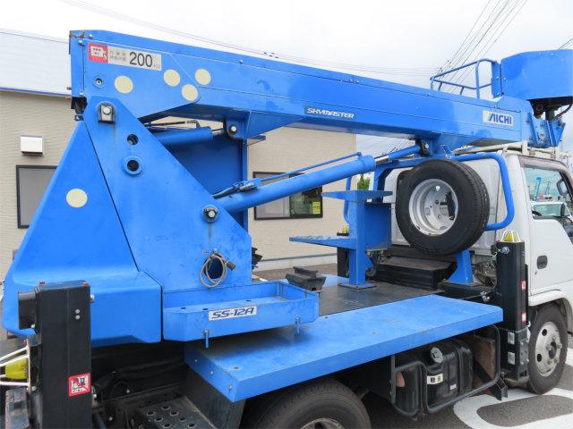 エルフトラック 11.9m 高所作業車 アイチ・バケット積載荷重200kg・パイプ製バケット・アワメーター1119時間・150馬力ターボ(22枚目)