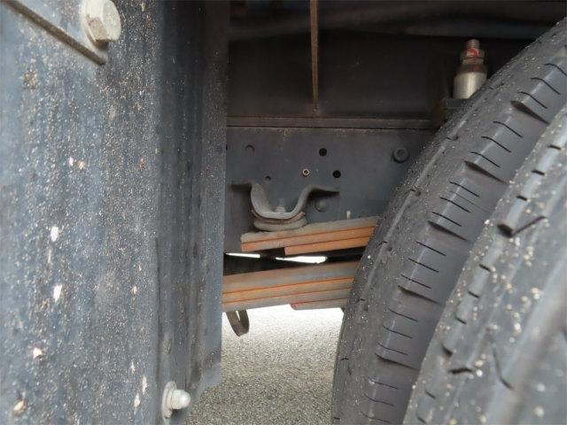 エルフトラック 11.9m 高所作業車 アイチ・バケット積載荷重200kg・パイプ製バケット・アワメーター1119時間・150馬力ターボ(45枚目)