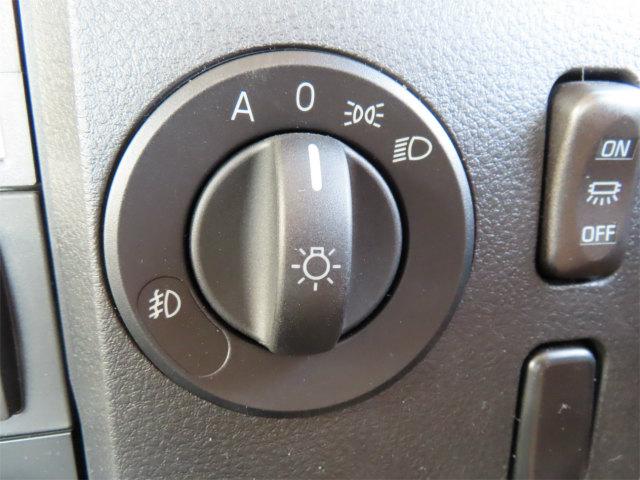 ファイター 2.3t 4段ラジコンフックイン 内寸-長551/幅213/高40・タダノ・床板・2.93t吊り・ML(モーメントリミッター)警報型・差違いジャッキ・アオリ3方開・セイコーラック付・220馬力ターボ(20枚目)