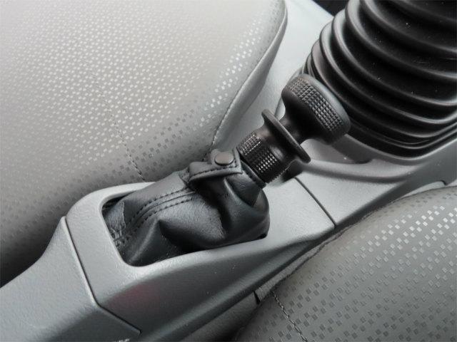 デュトロ 2t プレスパッカー 新明和・4.3立米・排出押出し式・連続スイッチ・汚水タンク・150馬力ターボ(22枚目)