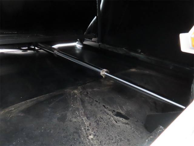 デュトロ 2t プレスパッカー 新明和・4.3立米・排出押出し式・連続スイッチ・汚水タンク・150馬力ターボ(35枚目)