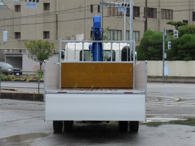 ヒノレンジャー 2.15t 4段ラジコンフックイン 内寸-長551/幅222/高68・タダノ・トランテックス・床板・落フック6対・2.93t吊り・差違いジャッキ・アルミブロック・アオリ3方開・セイコーラック付・240馬力ターボ(8枚目)