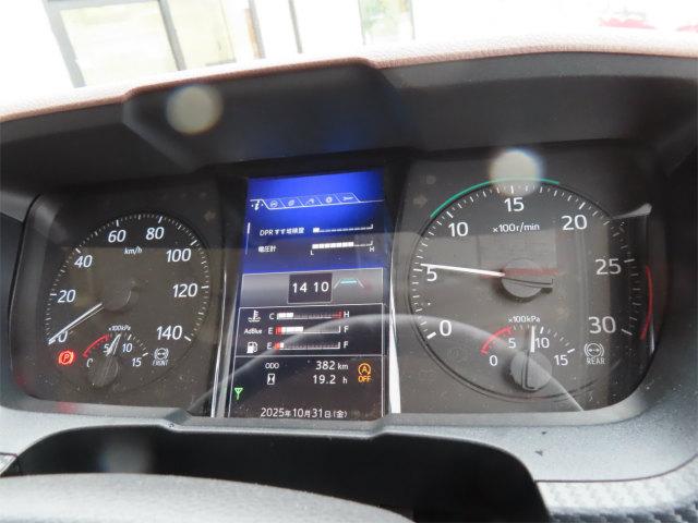 ヒノレンジャー 2.15t 4段ラジコンフックイン 内寸-長551/幅222/高68・タダノ・トランテックス・床板・落フック6対・2.93t吊り・差違いジャッキ・アルミブロック・アオリ3方開・セイコーラック付・240馬力ターボ(14枚目)