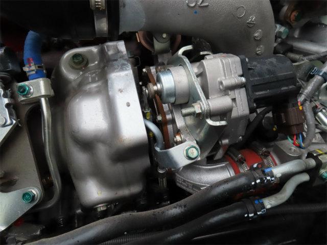 ヒノレンジャー 2.15t 4段ラジコンフックイン 内寸-長551/幅222/高68・タダノ・トランテックス・床板・落フック6対・2.93t吊り・差違いジャッキ・アルミブロック・アオリ3方開・セイコーラック付・240馬力ターボ(51枚目)