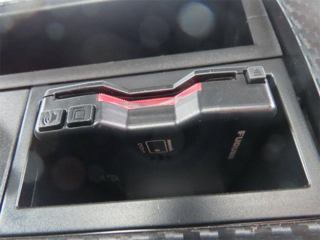 ヒノレンジャー 2.15t 4段ラジコンフックイン 内寸-長531/幅215/高40・ユニック・後方付・2.93t吊り・床板・ML(モーメントリミッター)警報型・ロープ穴3対・セイコーラック付・240馬力ターボ(22枚目)