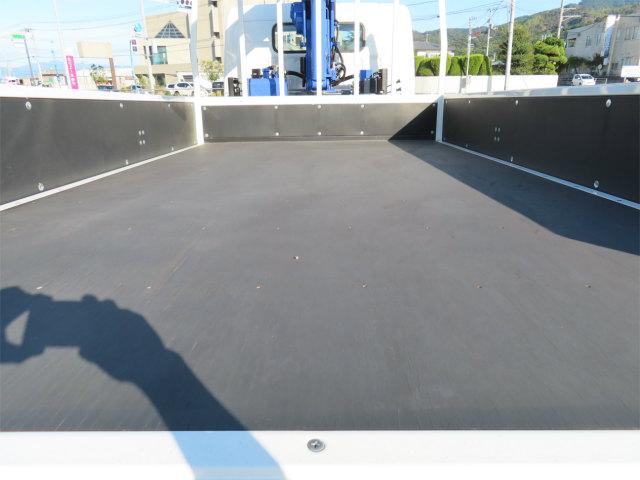 キャンター 3.35t ワイドロング 4段ラジコンフックイン 内寸-長370/幅207/高37・タダノ・2.93t吊り・床板・ML(モーメントリミッター)警報型・差違いジャッキ・アオリ3方開・セイコーラック付・液晶メーター・150馬力ターボ(27枚目)