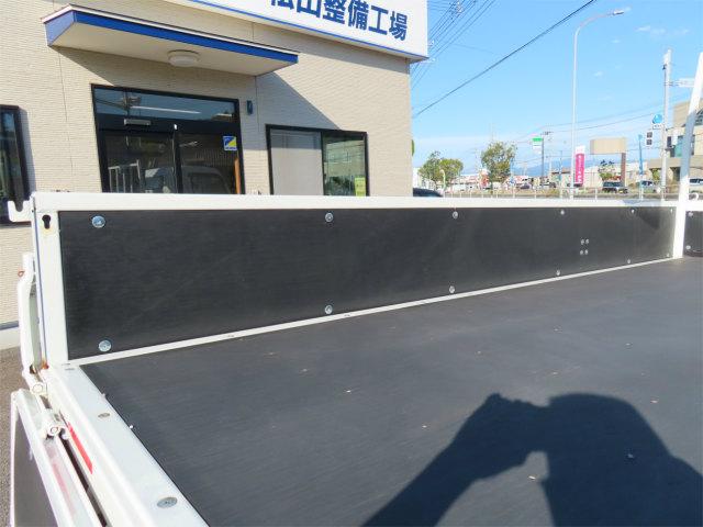 キャンター 3.35t ワイドロング 4段ラジコンフックイン 内寸-長370/幅207/高37・タダノ・2.93t吊り・床板・ML(モーメントリミッター)警報型・差違いジャッキ・アオリ3方開・セイコーラック付・液晶メーター・150馬力ターボ(29枚目)