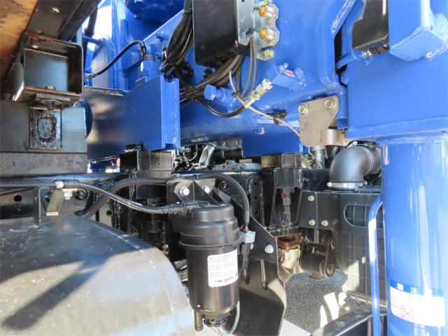 キャンター 3.35t ワイドロング 4段ラジコンフックイン 内寸-長370/幅207/高37・タダノ・2.93t吊り・床板・ML(モーメントリミッター)警報型・差違いジャッキ・アオリ3方開・セイコーラック付・液晶メーター・150馬力ターボ(53枚目)