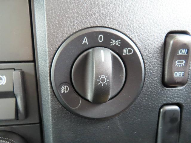 ファイター 7.5t 増トンワイド 4段ラジコンフックイン 内寸-長550/幅235/高40・タダノ・2.93t吊り・床板・落フック5対・ML(モーメントリミッター)警報型・差違いジャッキ・アルミブロック・アオリ3方開・240馬力ターボ(21枚目)