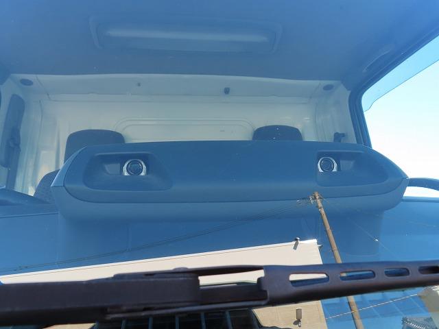 エルフトラック ２ｔ　１０尺　ドライバン　パワーゲート　内寸－長３２２／幅１７８／高２０３・新明和・床板・ラッシング２段・リア観音開・垂直パワーゲート・昇降能力６００ｋｇ・門口－幅１７６／高１９８・オートマ車・１５０馬力ターボ（21枚目）