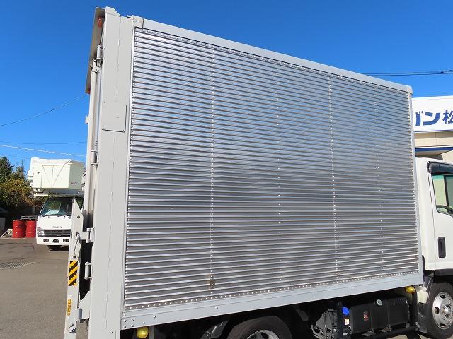 エルフトラック ２ｔ　１０尺　ドライバン　パワーゲート　内寸－長３２２／幅１７８／高２０３・新明和・床板・ラッシング２段・リア観音開・垂直パワーゲート・昇降能力６００ｋｇ・門口－幅１７６／高１９８・オートマ車・１５０馬力ターボ（29枚目）