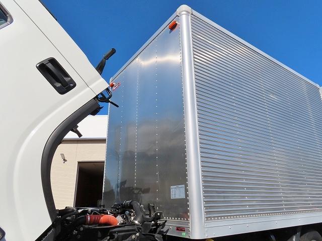 エルフトラック ２ｔ　１０尺　ドライバン　パワーゲート　内寸－長３２２／幅１７８／高２０３・新明和・床板・ラッシング２段・リア観音開・垂直パワーゲート・昇降能力６００ｋｇ・門口－幅１７６／高１９８・オートマ車・１５０馬力ターボ（30枚目）