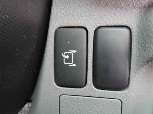 デュトロ 3t ロング 4段ラジコンフックイン 内寸-長361/幅178/高37・ユニック・床板・2.93t吊り・ML(モーメントリミッター)警報型・差違いジャッキ・アオリ3方開・セイコーラック付・150馬力ターボ(19枚目)