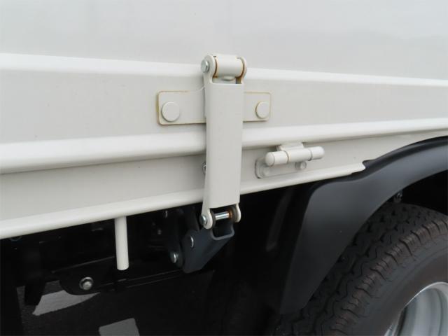 デュトロ 3t ロング 4段ラジコンフックイン 内寸-長361/幅178/高37・ユニック・床板・2.93t吊り・ML(モーメントリミッター)警報型・差違いジャッキ・アオリ3方開・セイコーラック付・150馬力ターボ(35枚目)