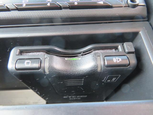 デュトロ ２ｔ　全低床　１０尺　アルミブロック　内寸－長３０９／幅１６０／高５０・床板・内フック３対・アオリ３方開・４ナンバー・１５０馬力ターボ（26枚目）