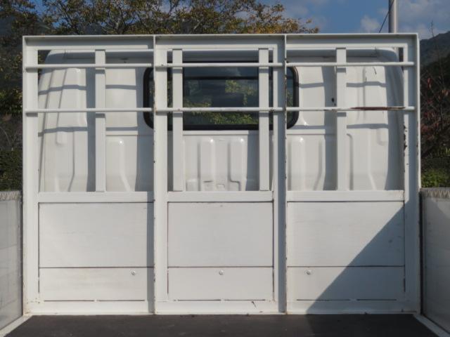 デュトロ ２ｔ　全低床　１０尺　アルミブロック　内寸－長３０９／幅１６０／高５０・床板・内フック３対・アオリ３方開・４ナンバー・１５０馬力ターボ（33枚目）