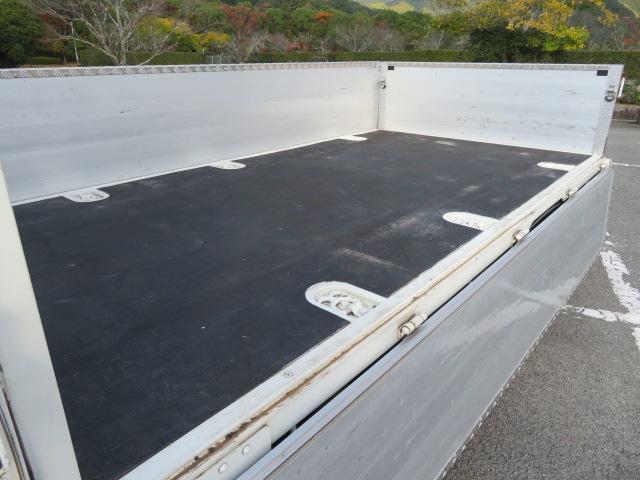 デュトロ ２ｔ　全低床　１０尺　アルミブロック　内寸－長３０９／幅１６０／高５０・床板・内フック３対・アオリ３方開・４ナンバー・１５０馬力ターボ（37枚目）