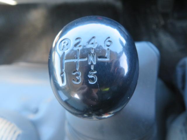 ダイナトラック ２．９５ｔ　ワイド超々ロング　５段ラジコンフックイン　内寸－長４８５／幅２１０／高３８・ユニック・床縞鉄・内フック２対・２．９３ｔ吊り・差違いジャッキ・アオリ３方開・セイコーラック付・１８０馬力ターボ（19枚目）