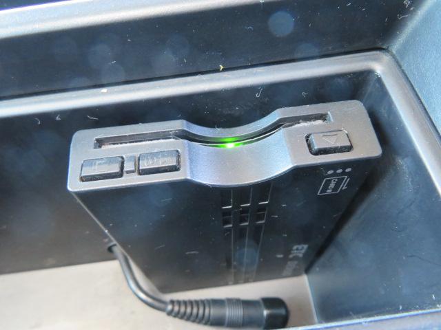 ダイナトラック ２．９５ｔ　ワイド超々ロング　５段ラジコンフックイン　内寸－長４８５／幅２１０／高３８・ユニック・床縞鉄・内フック２対・２．９３ｔ吊り・差違いジャッキ・アオリ３方開・セイコーラック付・１８０馬力ターボ（23枚目）