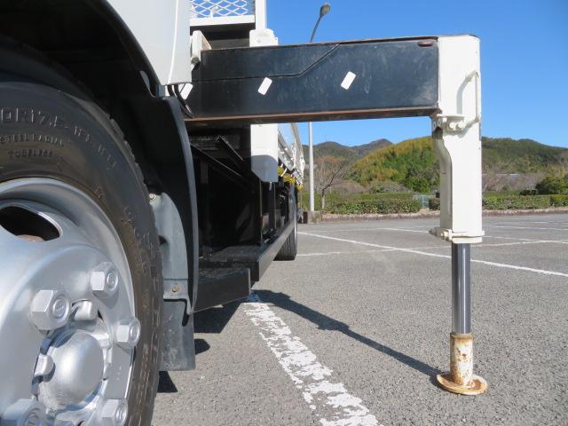 ダイナトラック ２．９５ｔ　ワイド超々ロング　５段ラジコンフックイン　内寸－長４８５／幅２１０／高３８・ユニック・床縞鉄・内フック２対・２．９３ｔ吊り・差違いジャッキ・アオリ３方開・セイコーラック付・１８０馬力ターボ（41枚目）