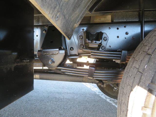 ダイナトラック ２．９５ｔ　ワイド超々ロング　５段ラジコンフックイン　内寸－長４８５／幅２１０／高３８・ユニック・床縞鉄・内フック２対・２．９３ｔ吊り・差違いジャッキ・アオリ３方開・セイコーラック付・１８０馬力ターボ（57枚目）