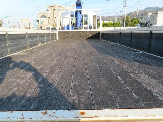 フォワード 2.5t 4段ラジコンフックイン 内寸-長550/幅215/高40・タダノ・床板・内フック4対・2.93t吊り・ML(モーメントリミッター)警報型・アオリ3方開・セイコーラック付・210馬力ターボ(27枚目)