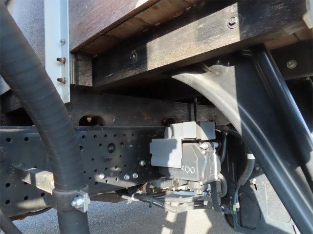 フォワード 2.5t 4段ラジコンフックイン 内寸-長550/幅215/高40・タダノ・床板・内フック4対・2.93t吊り・ML(モーメントリミッター)警報型・アオリ3方開・セイコーラック付・210馬力ターボ(54枚目)