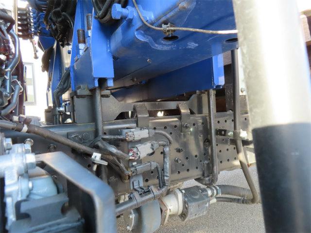 フォワード 2.5t 4段ラジコンフックイン 内寸-長550/幅215/高40・タダノ・床板・内フック4対・2.93t吊り・ML(モーメントリミッター)警報型・アオリ3方開・セイコーラック付・210馬力ターボ(55枚目)