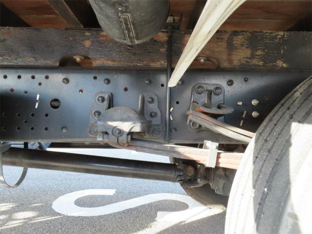 フォワード 2.5t 4段ラジコンフックイン 内寸-長550/幅215/高40・タダノ・床板・内フック4対・2.93t吊り・ML(モーメントリミッター)警報型・アオリ3方開・セイコーラック付・210馬力ターボ(56枚目)