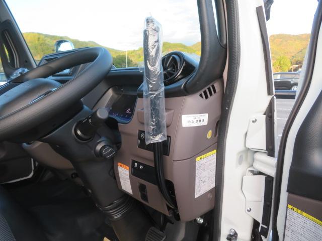 キャンター 3t 全低床 強化ダンプ 内寸-長305/幅159/高37・新明和・アオリ3方開・4ナンバー・150馬力ターボ(25枚目)