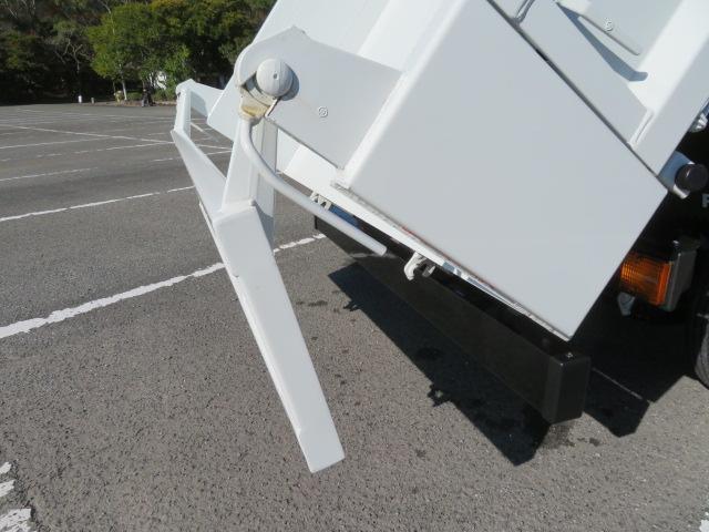 キャンター 3t 全低床 強化ダンプ 内寸-長305/幅159/高37・新明和・アオリ3方開・4ナンバー・150馬力ターボ(40枚目)