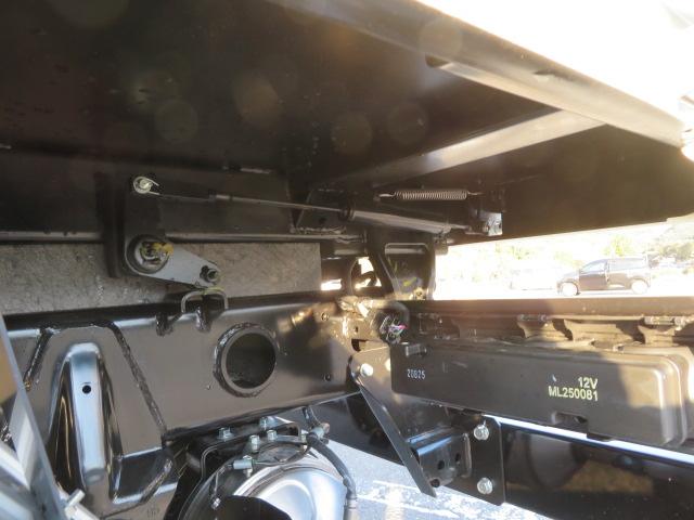 キャンター 3t 全低床 強化ダンプ 内寸-長305/幅159/高37・新明和・アオリ3方開・4ナンバー・150馬力ターボ(46枚目)