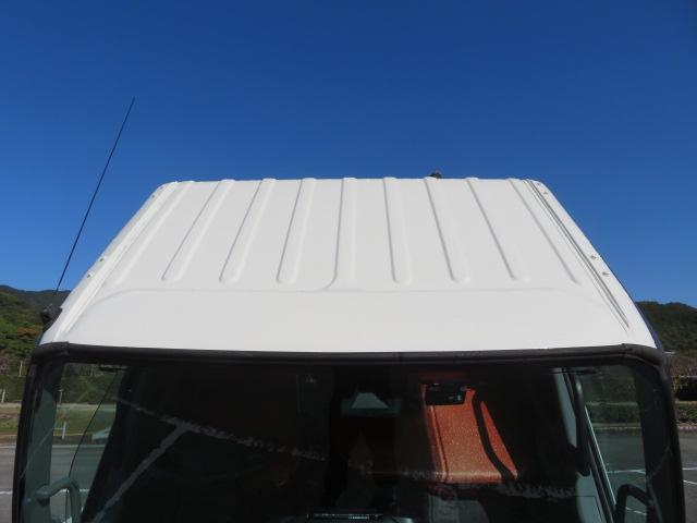 デュトロ 2t 全低床 10尺シャーシ 4ナンバー・150馬力ターボ(6枚目)