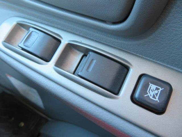 デュトロ 2t 全低床 10尺シャーシ 4ナンバー・150馬力ターボ(22枚目)