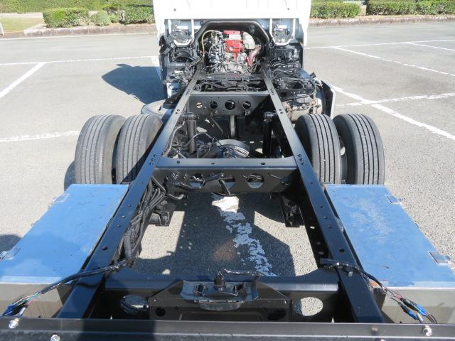 デュトロ 2t 全低床 10尺シャーシ 4ナンバー・150馬力ターボ(33枚目)