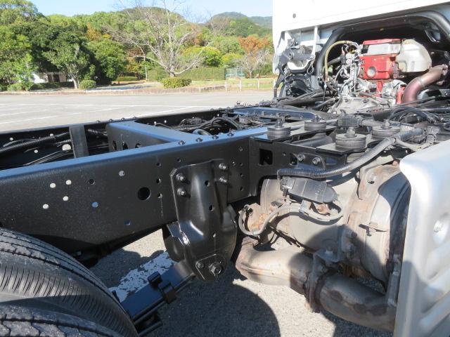 デュトロ 2t 全低床 10尺シャーシ 4ナンバー・150馬力ターボ(41枚目)