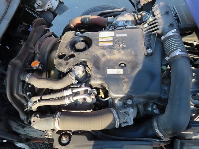 エルフトラック ３ｔ　巻込みパッカー　モリタ・５．２立米・排出ダンプ式・連続スイッチ・汚水タンク・１５０馬力ターボ（5枚目）